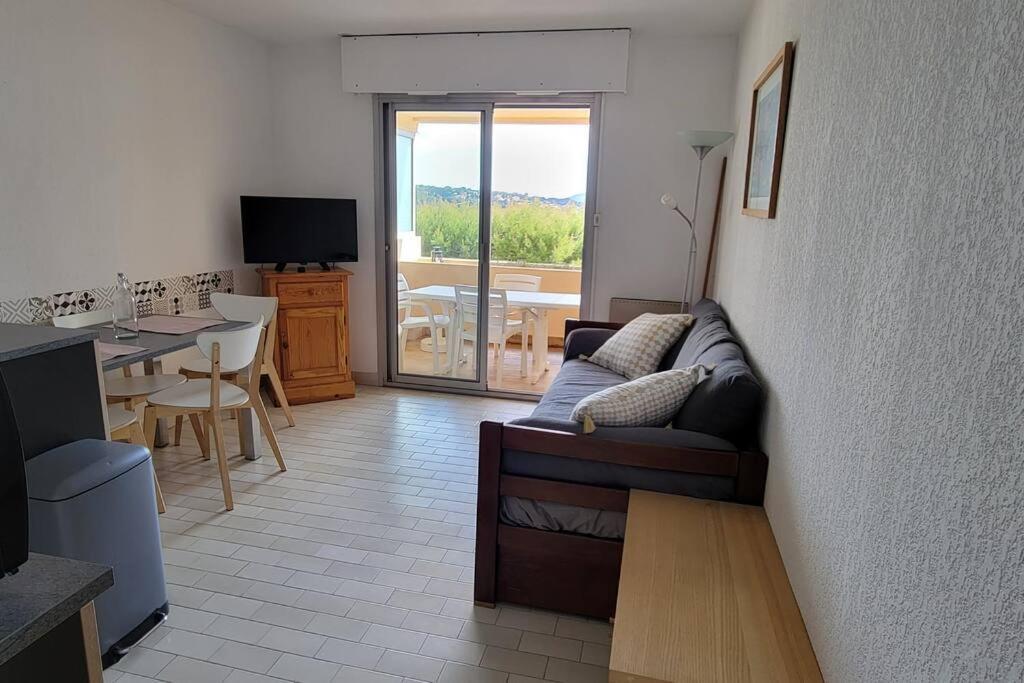 T2 Vue Mer Dans Residence Calme / T2 Sea View In A Quiet Residence Bandol Exteriér fotografie